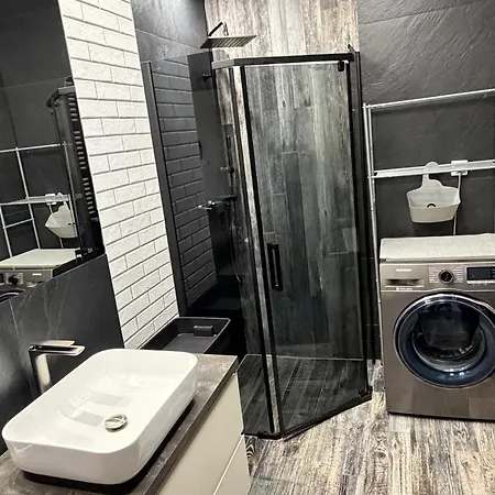 Skarbowa Modern Ii Free Parking Apartment Leszno (Greater Poland)